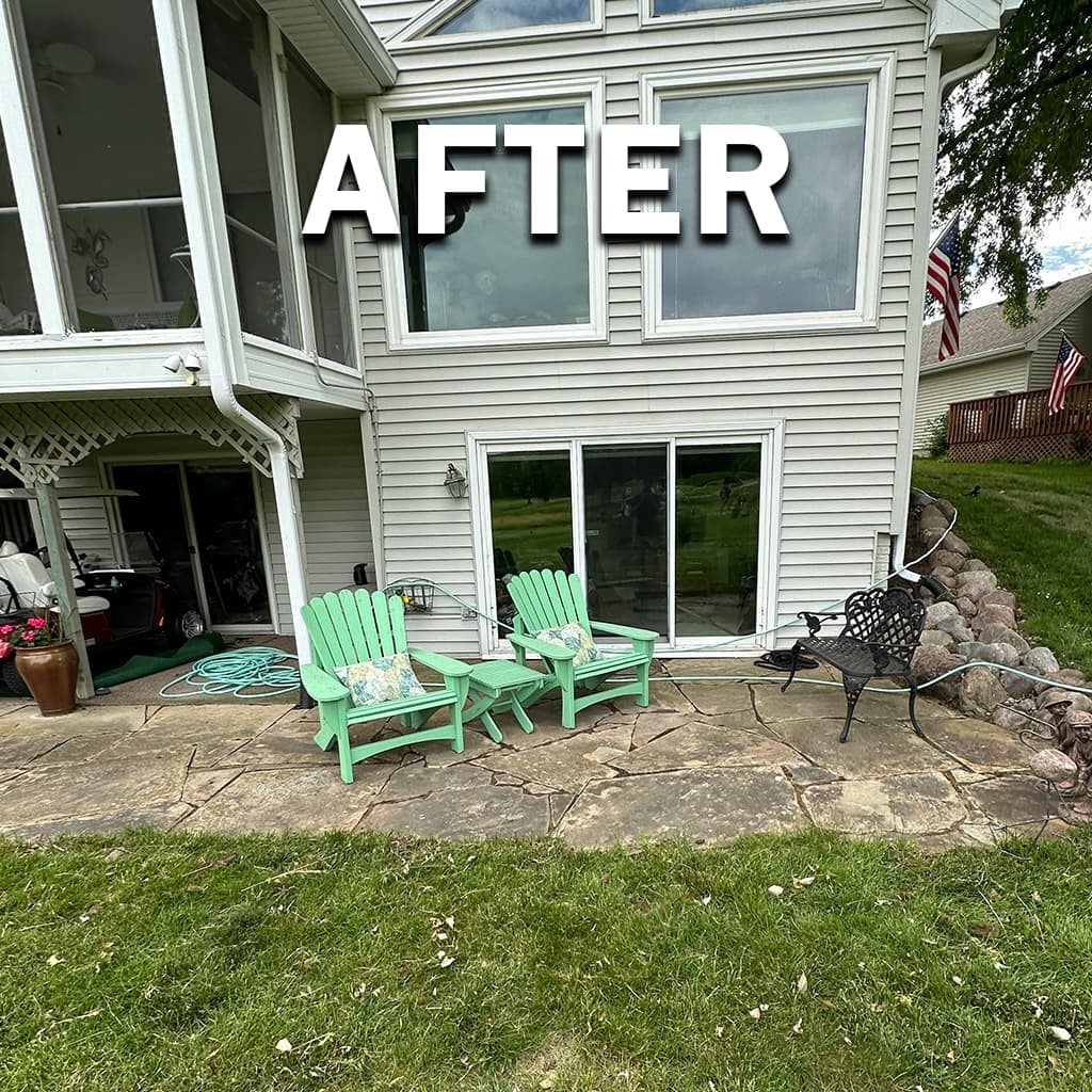 Weed removal project 4, after: same zone cleaned up for a finished residential look.